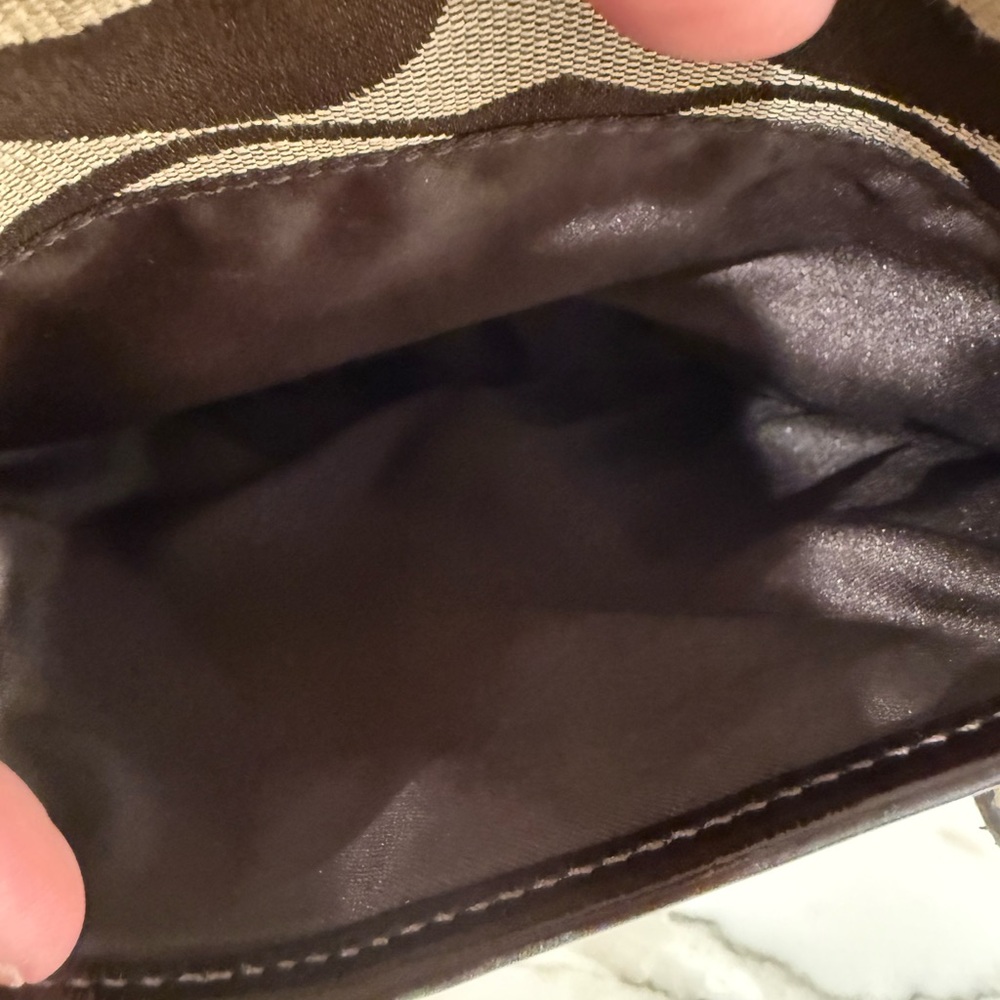 Coach Signature Large ‘C’ Logo Brown and Tan Crossbody Swingpack - Picture 5 of 9